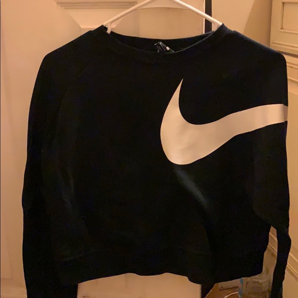 Nike crop crew neck sweater
